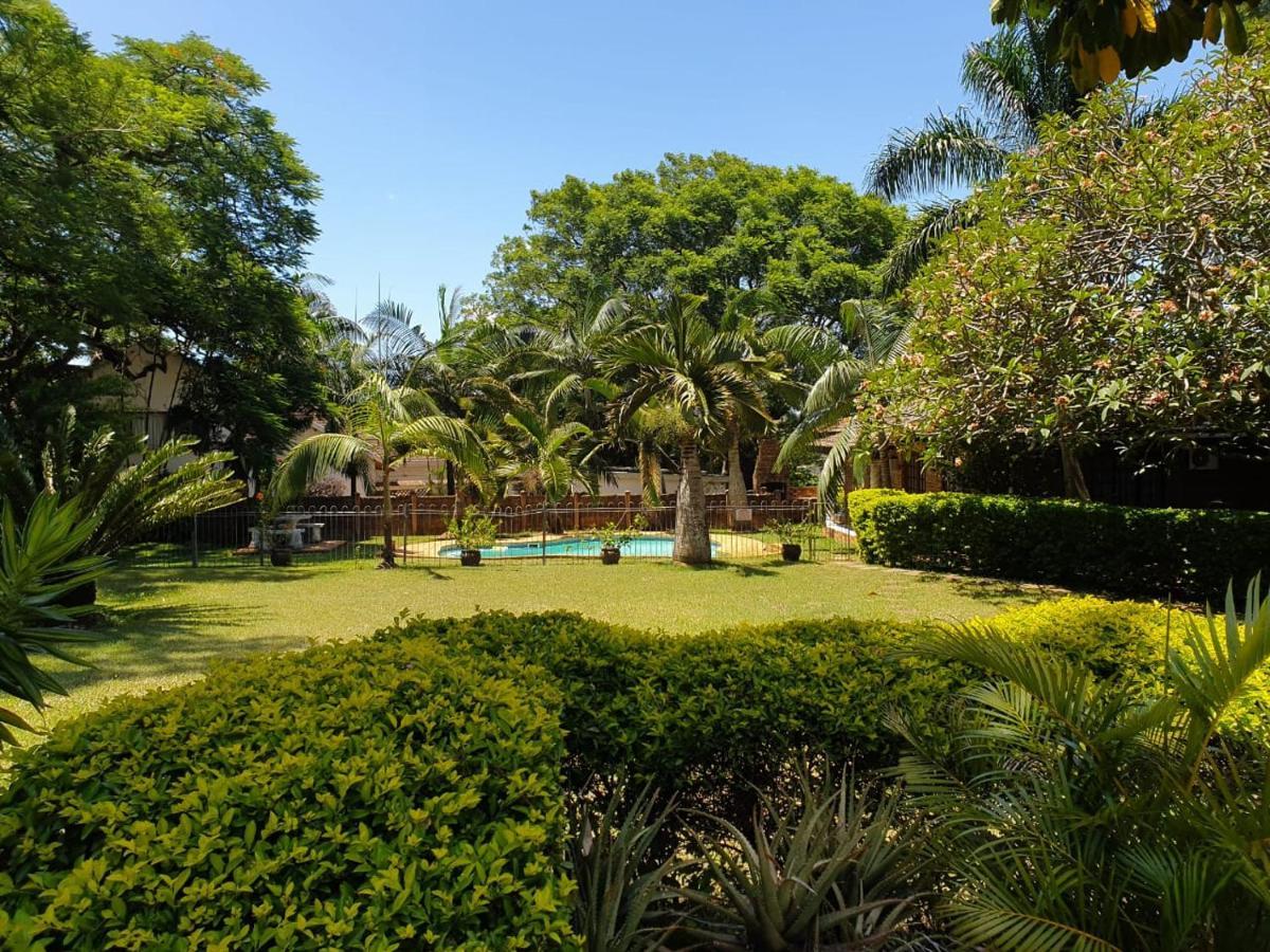 Carsdale Country Lodge Empangeni Bagian luar foto