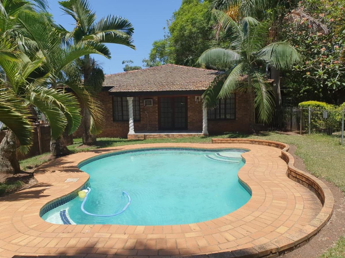 Carsdale Country Lodge Empangeni Bagian luar foto